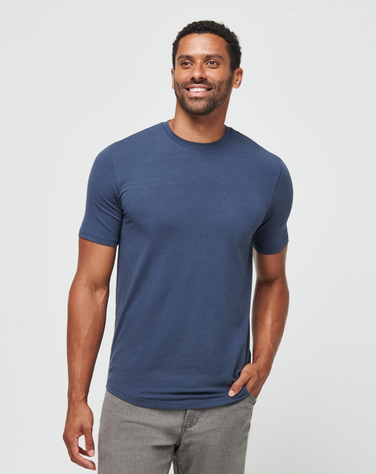 トラビスマヒュー シャツ トップス メンズ TravisMathew Men's Ocean Level Golf T-Shirt White 送料無料 トラビスマヒュー メンズ Tシャツ トップス TravisMathew