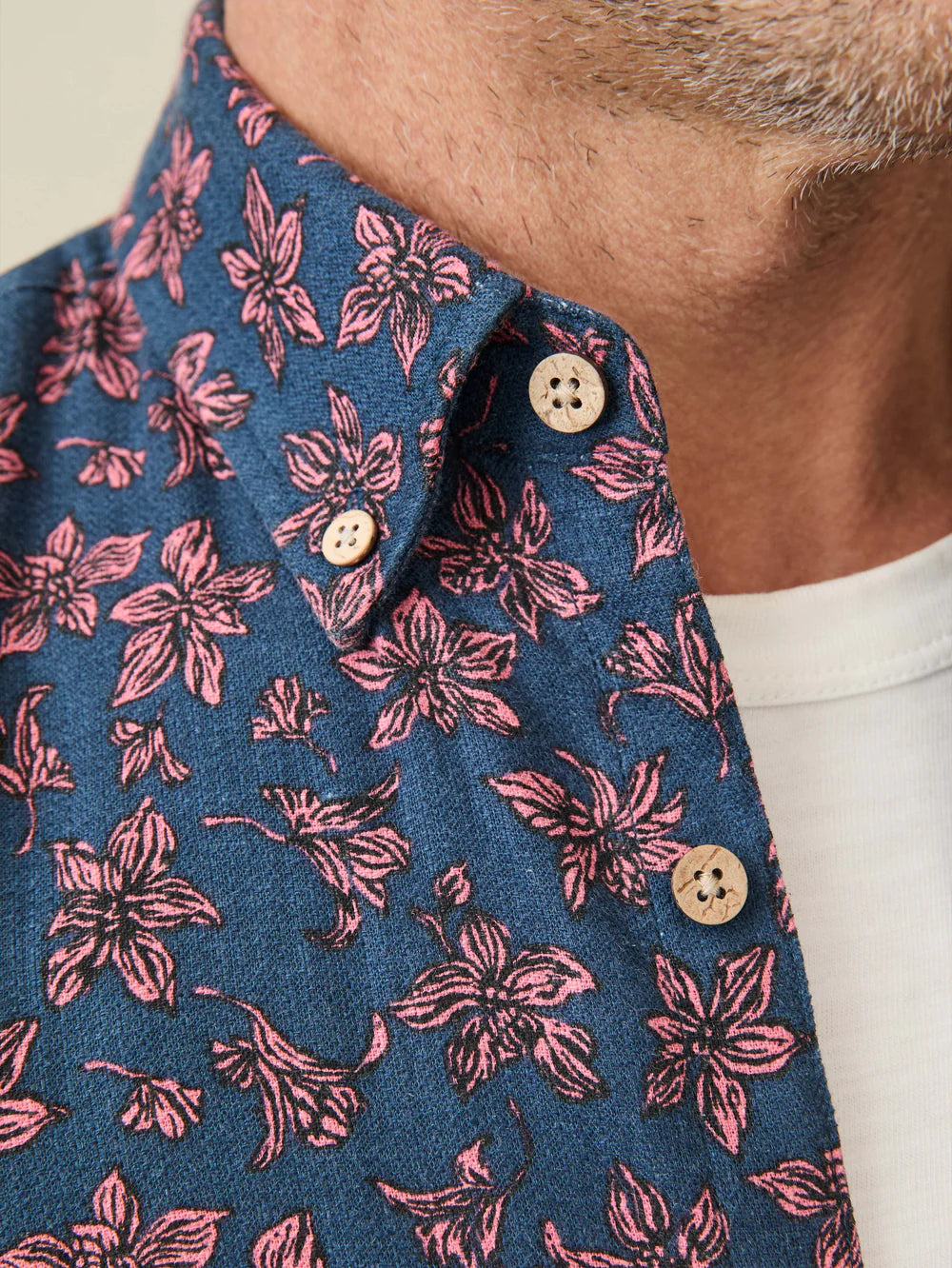 SHORT-SLEEVE BREEZE SHIRT