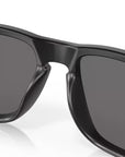 HOLBROOK - MATTE BLACK - POSITIVE RED IRIDIUM