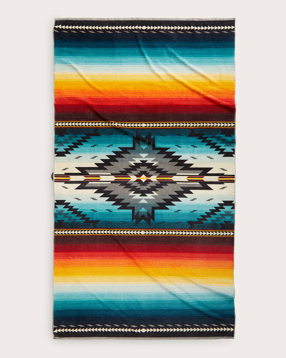 PENDLETON OVERSIZED SPA TOWEL
