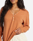 SUNDAY VIBES LONG-SLEEVE