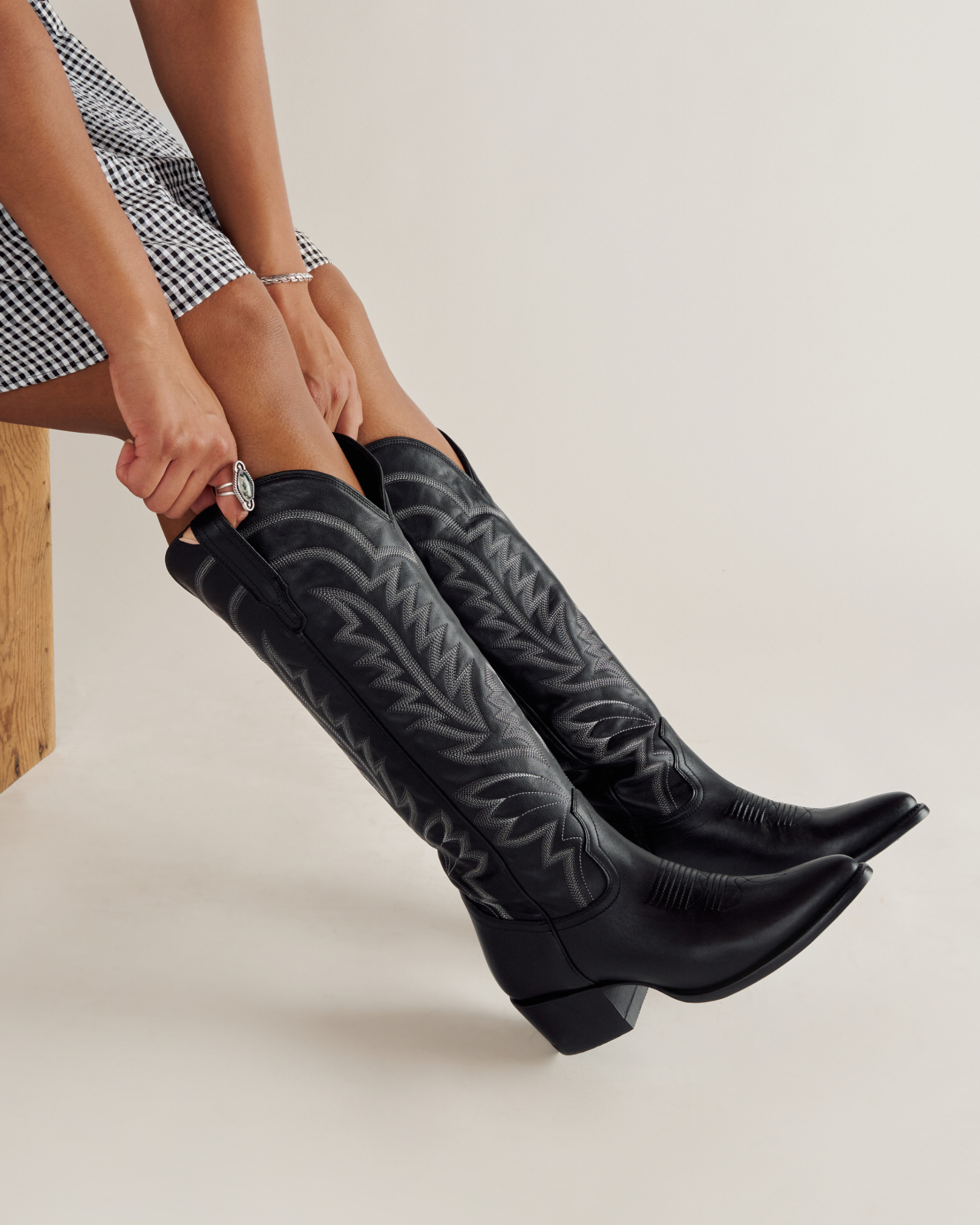 THE ABBY WIDE CALF - COWHIDE