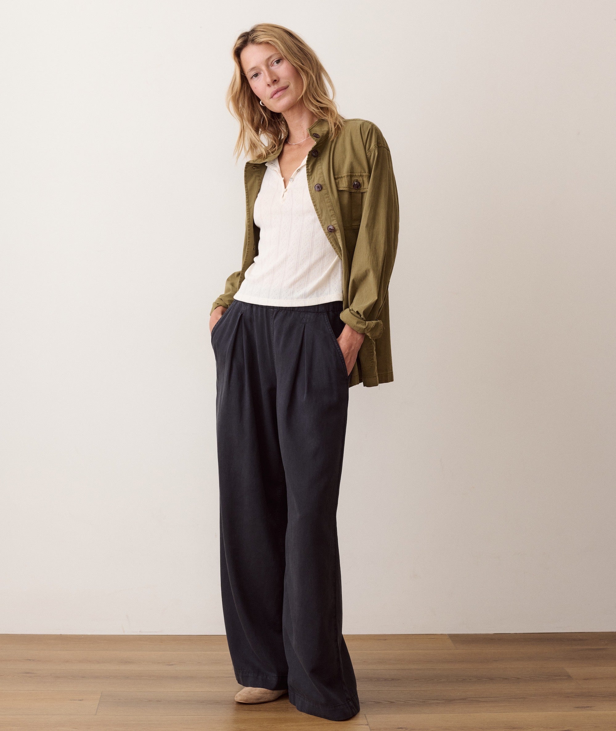 ALLISON PLEATED WIDE LEG TROUSER