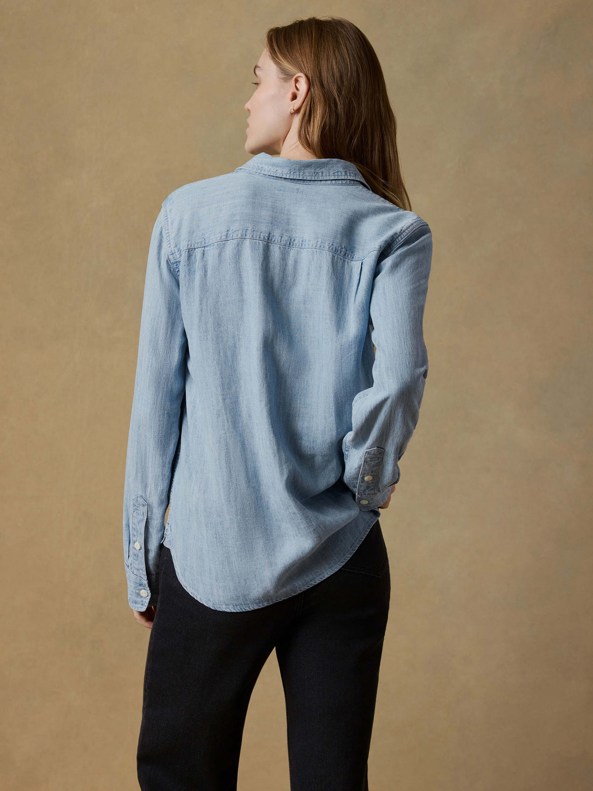 W'S TRIED &amp; TRUE CHAMBRAY CLASSIC SHIRT